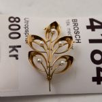 879 4184 BROOCH